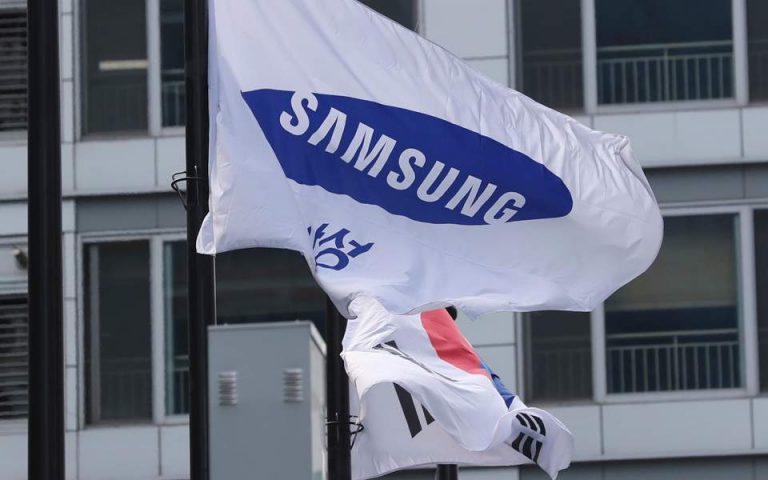 Αντεπίθεση Samsung στα κινητά τηλέφωνα με αιχμή τις κάμερες