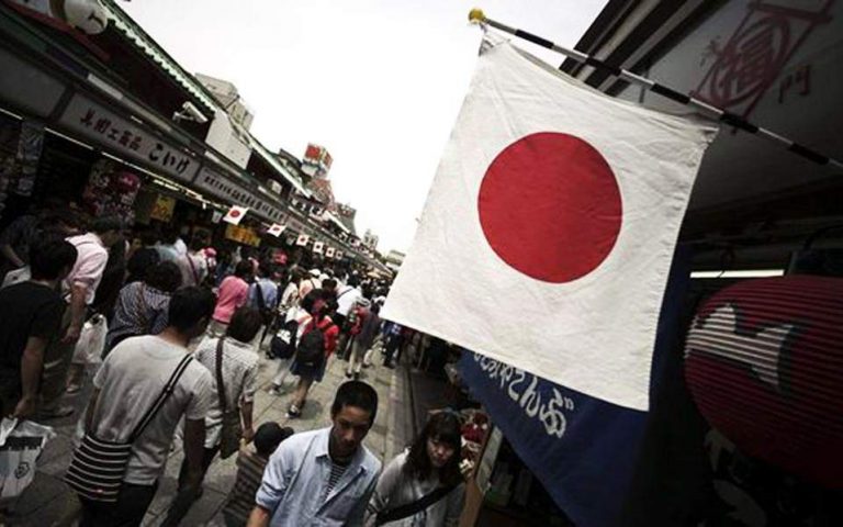 Η Ιαπωνία λαμβάνει μέτρα στήριξης 92 δισ. δολ.