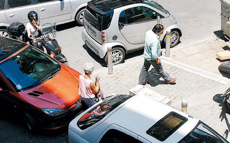Ανεύθυνοι οδηγοί στους ελληνικούς δρόμους