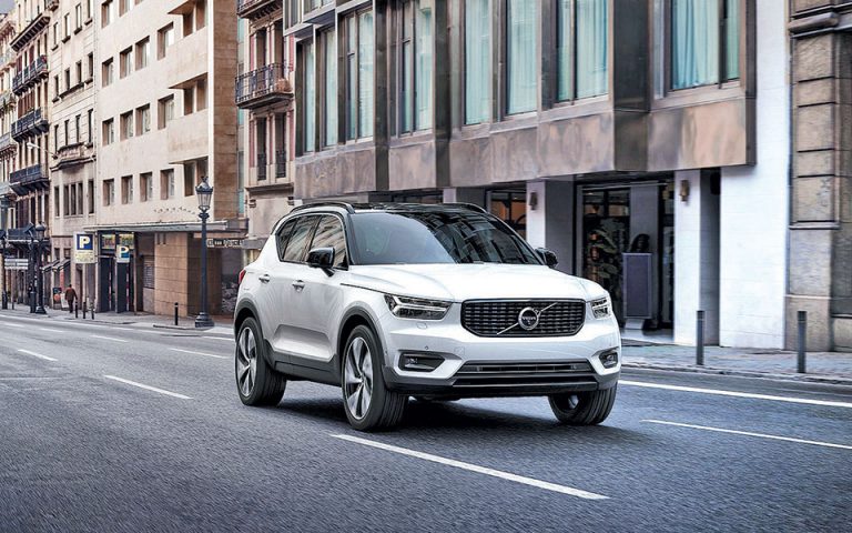 Volvo: Νέο υβριδικό XC40 και τεχνολογία για λιγότερα καυσαέρια