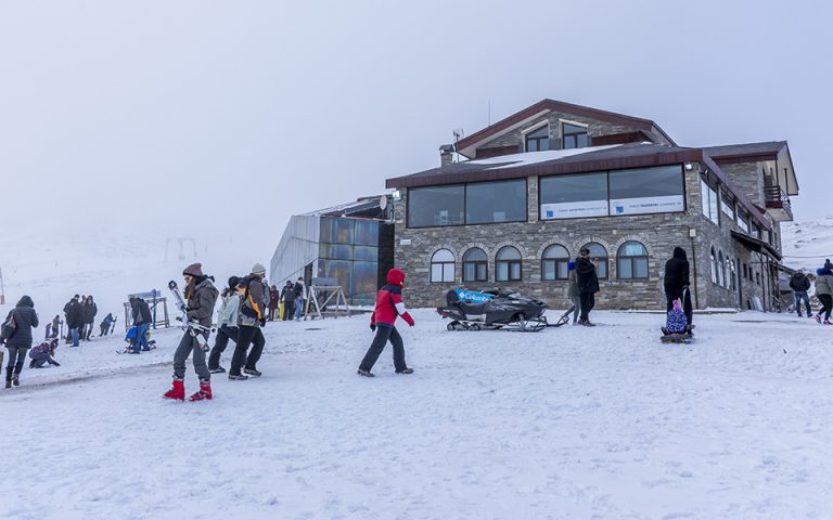 Εννιά χιονοδρομικά κέντρα στη Βόρεια Ελλάδα για το τριήμερο της Πρωτοχρονιάς