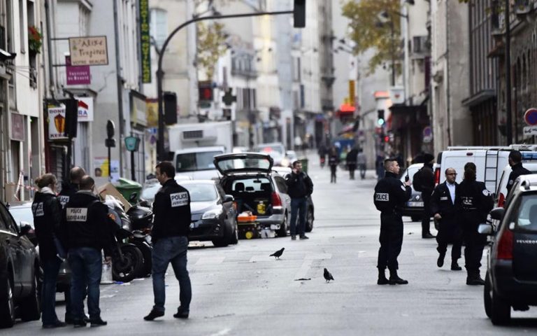 Παρίσι: Μια οδηγός μαχαίρωσε δύο πεζές κατά τη διάρκεια «διαπληκτισμού»