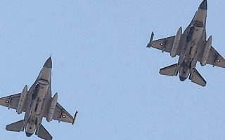 Eξι από τις χθεσινές παραβιάσεις του εθνικού εναέριου χώρου κατέληξαν σε εικονικές αερομαχίες ανάμεσα σε ελληνικά και τουρκικά F-16.