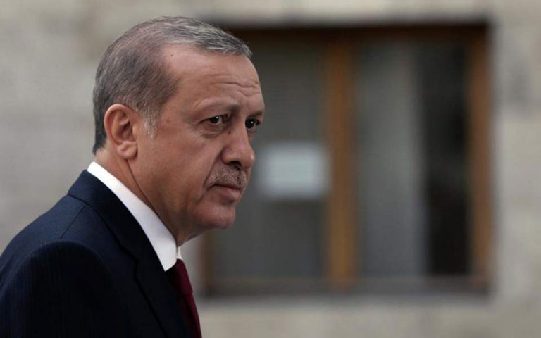 Ο Ερντογάν κατηγορεί την αξιωματική αντιπολίτευση για σχέσεις με το δίκτυο Γκιουλέν