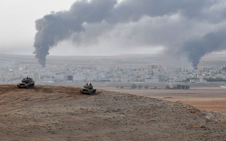 Σκηνικό πολέμου στη Συρία – 33 Τούρκοι στρατιώτες νεκροί σε βομβαρδισμό στην Ιντλίμπ
