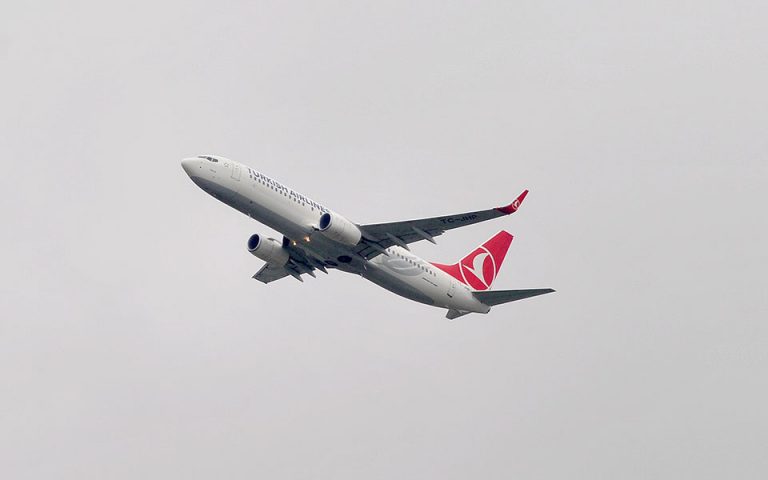 Κορωνοϊός: Σε καραντίνα αεροπλάνο στην Τουρκία με ύποπτα κρούσματα – Εκτακτη προσγείωση στην Αγκυρα