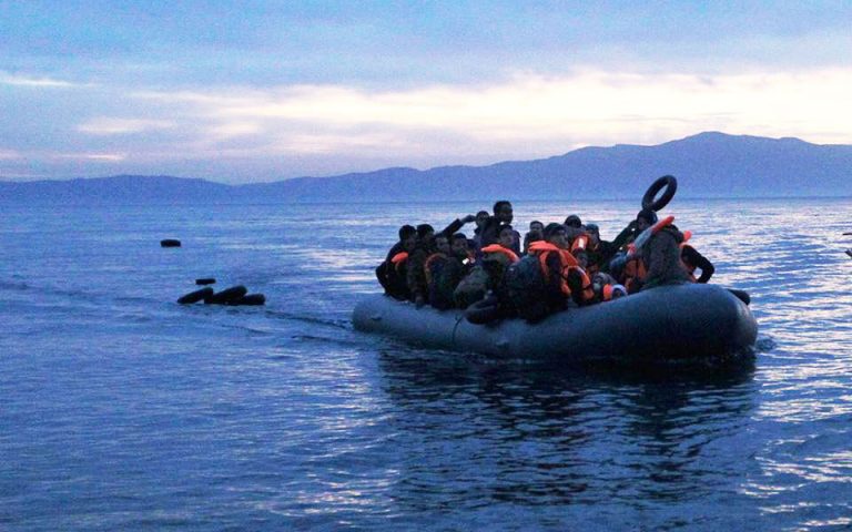 Ανησυχία για «απόβαση» μεταναστών στα νησιά