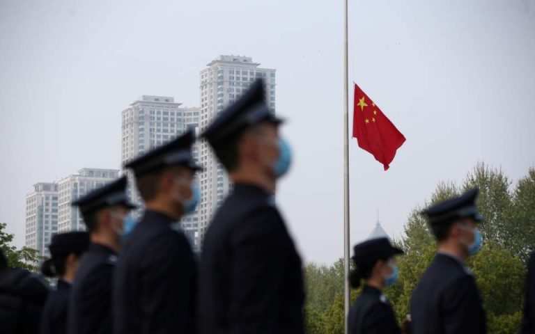 Πρώην αρχηγός MI6: Η Κίνα απέκρυψε πληροφορίες για τον κορωνοϊό και θα πρέπει να λογοδοτήσει