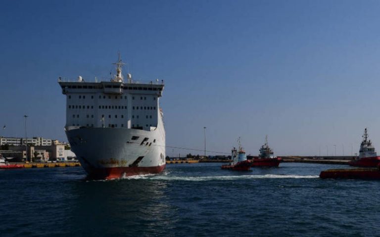 Πάνω από 120 κρούσματα στο πλοίο «Ελευθέριος Βενιζέλος»