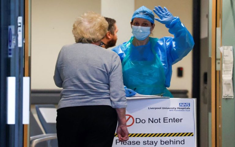 Ακόμη 336 θάνατοι από τον κορωνοϊό σε νοσοκομεία της Αγγλίας
