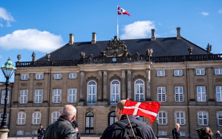 Δανία: Η κυβέρνηση δεν θα επιτρέπει δημόσιες συναθροίσεις άνω των 500 ατόμων μέχρι την 1η Σεπτεμβρίου