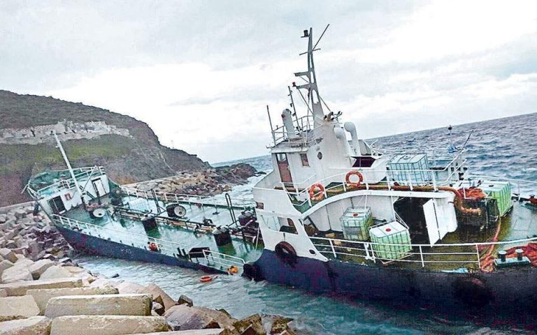 Τουρκικό δεξαμενόπλοιο εντοπίστηκε να κινείται ύποπτα μεταξύ Σάμου και Χίου
