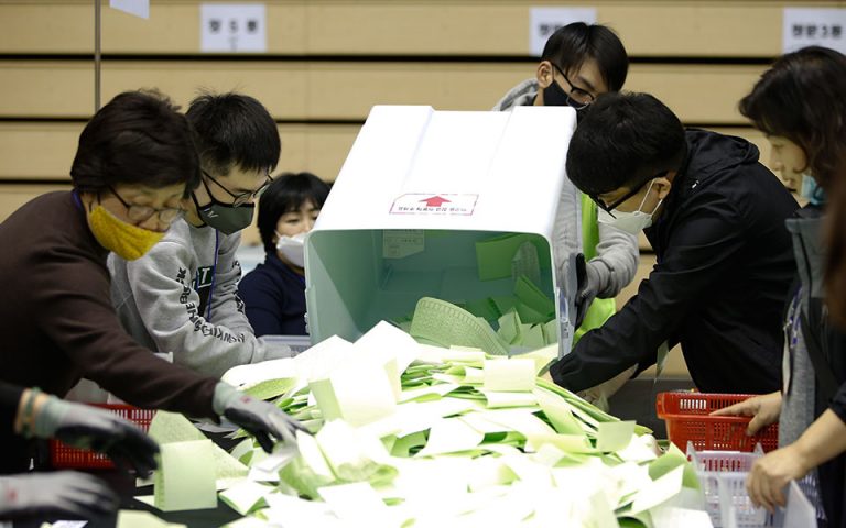Νίκη για το κυβερνών Δημοκρατικό Κόμμα στη Νότια Κορέα