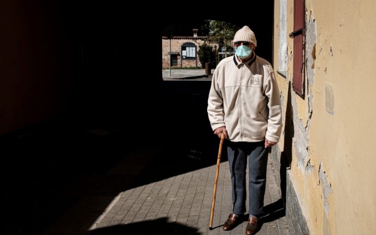 Ιταλία: Αύξηση των κρουσμάτων κορωνοϊού – Πιο περιορισμένος ο αριθμός θανάτων