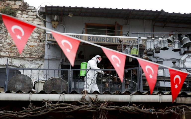 Τουρκία: Στους 908 οι θάνατοι από τον κορωνοϊό – Συνολικά 42.282 τα κρούσματα