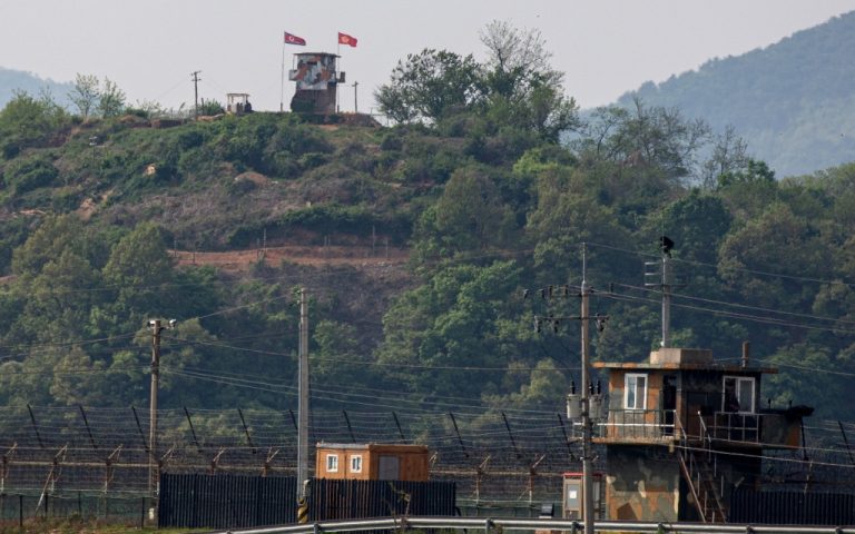 Θερμό επεισόδιο στα σύνορα Βορείου και Νοτίου Κορέας μία ημέρα μετά την επανεμφάνιση Κιμ