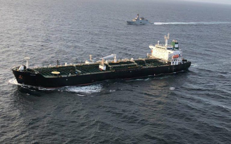Το Ιράν στέλνει πετρέλαιο στη Βενεζουέλα παρά τις αμερικανικές απειλές