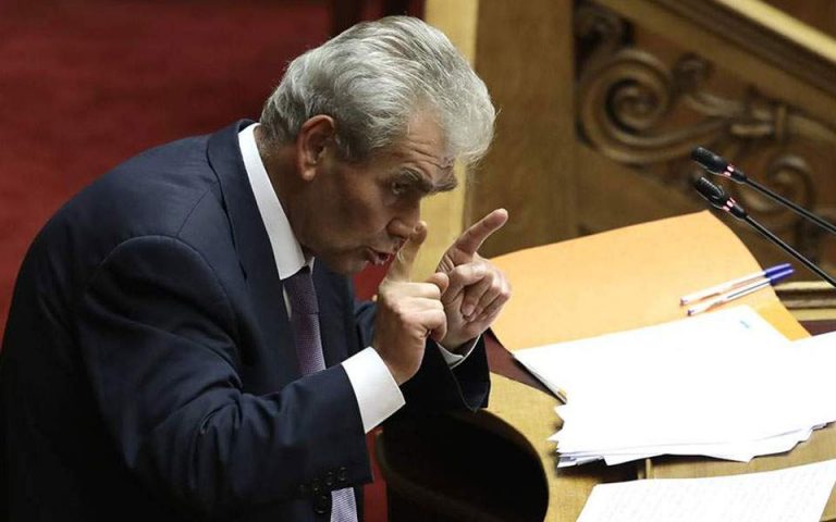 «Τρομοκρατία» στην ψηφοφορία καταγγέλλει ο Δημ. Παπαγγελόπουλος