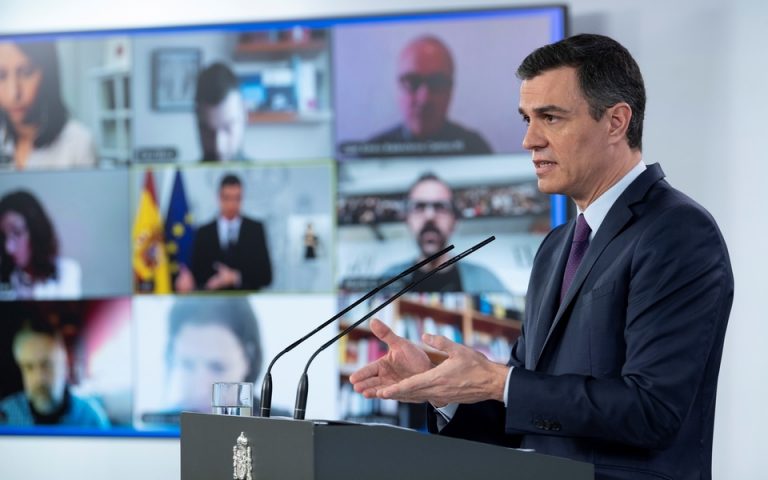 Ισπανία: Παράταση της κατάστασης έκτακτης ανάγκης για έναν μήνα ανακοίνωσε ο πρωθυπουργός