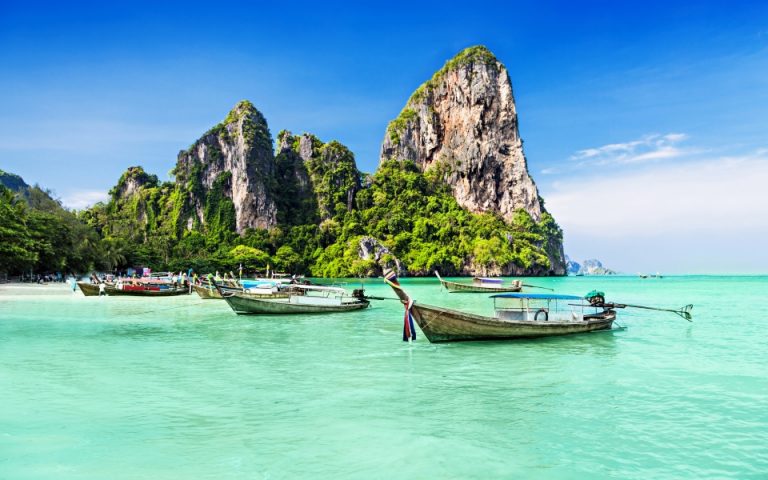 Χωρίς ξένους τουρίστες φέτος οι εξωτικοί παράδεισοι της Ταϊλάνδης