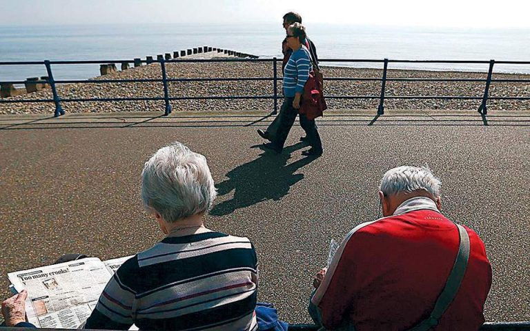 Ηλιος, θάλασσα και χαμηλή φορολογία για ξένους συνταξιούχους