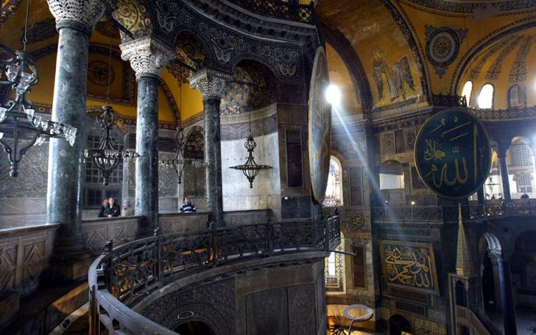 Ρωσική εκκλησία: Καλεί την Τουρκία να επιδείξει «σύνεση» για Αγία Σοφία