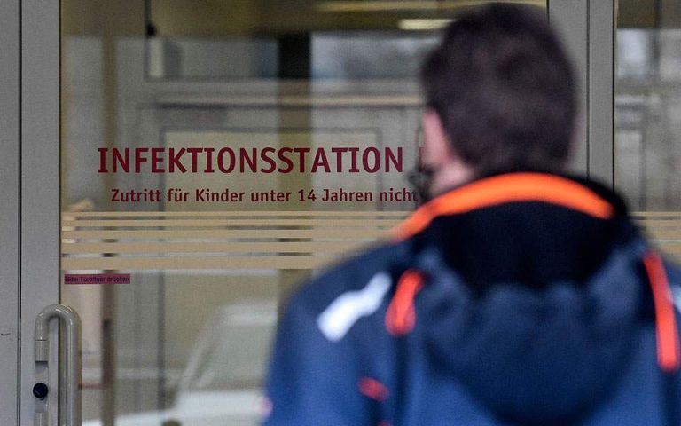 Γερμανία: Υποχρεωτικό τεστ για όσους επιστρέφουν από «περιοχές κινδύνου»
