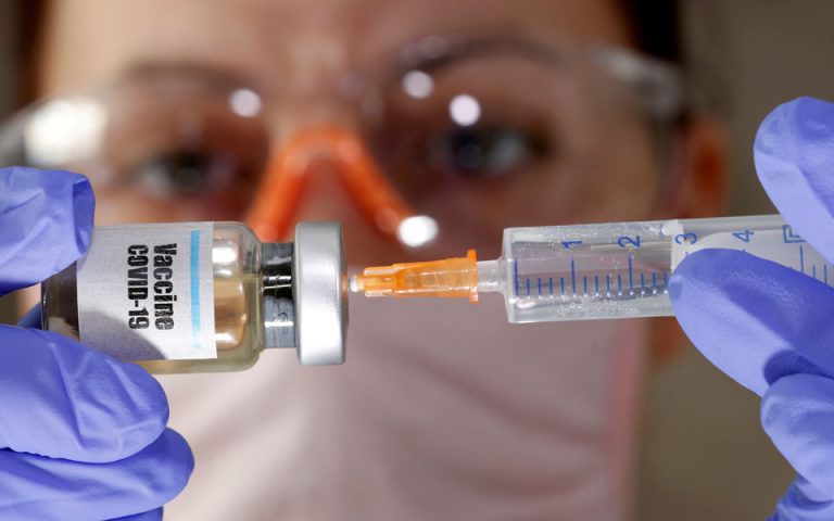 Κορωνοϊός: Η Johnson & Johnson ξεκινά δοκιμές σε ανθρώπους για το υποψήφιο εμβόλιό της