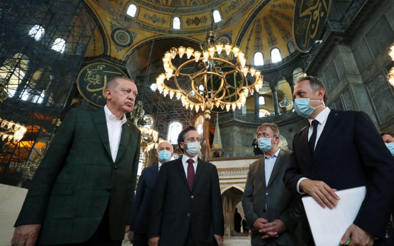 NYT για Αγία Σοφία: Ενα μνημείο παγκόσμιας σημασίας έγινε «πολιτικό εργαλείο» του Ερντογάν