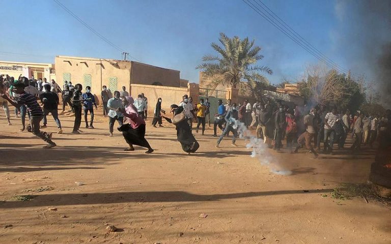 Σουδάν: Τουλάχιστον 20 νεκροί από πυρά ενόπλων