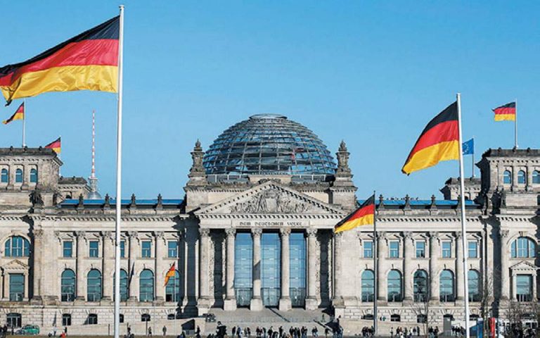 Σε τρεις μήνες η γερμανική οικονομία έχασε τα «κέρδη» μιας δεκαετίας