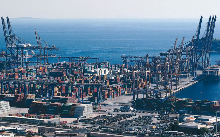 Μειώθηκε κατά 6,2% η διακίνηση κοντέινερ στο λιμάνι του Πειραιά