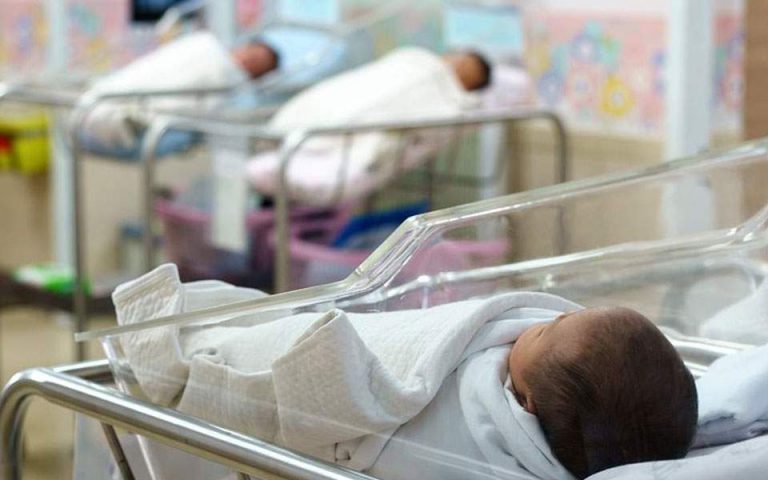 Επίδομα γέννησης: «Πράσινο φως» σε πληρωμές για αιτήσεις έως 30 Ιουνίου