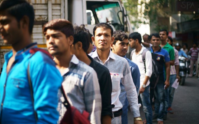 Οι Ινδοί οι πιο… ικανοποιημένοι εργαζόμενοι στον κόσμο
