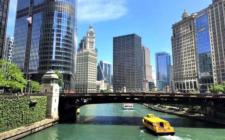 Οι αναγνώστες ταξιδεύουν: Σικάγο
