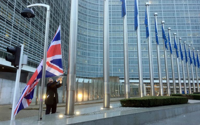 Ε.Ε. και Λονδίνο επεξεργάζονται σχέδιο για την αποτροπή ενδεχόμενου τραπεζικού χάους σε περίπτωση «άτακτου» Brexit