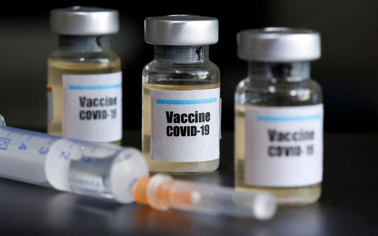 Συμφωνία Κομισιόν-AstraZeneca για 400 εκατ. δόσεις του εμβολίου