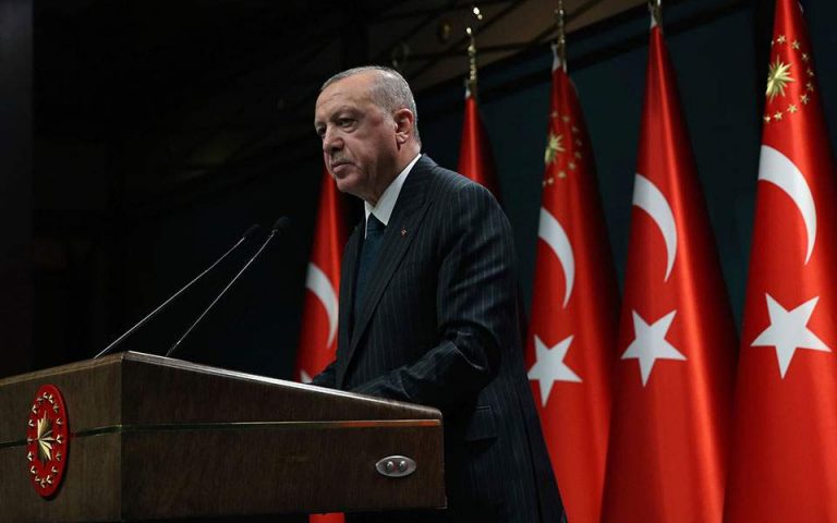 Ο Ερντογάν δείχνει το Ορουτς Ρέις ως εμπροσθοφυλακή του τουρκισμού