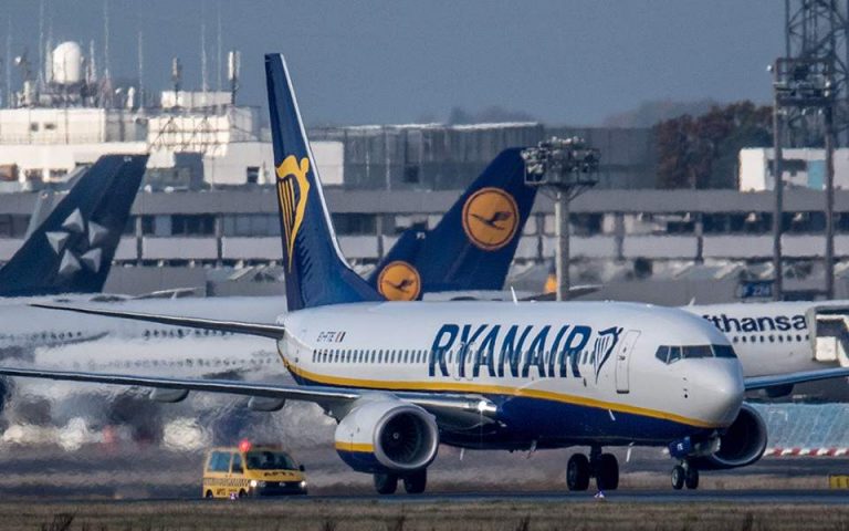 Κατά 20% λιγότερες οι πτήσεις της Ryanair το επόμενο δίμηνο λόγω της μειωμένης ζήτησης