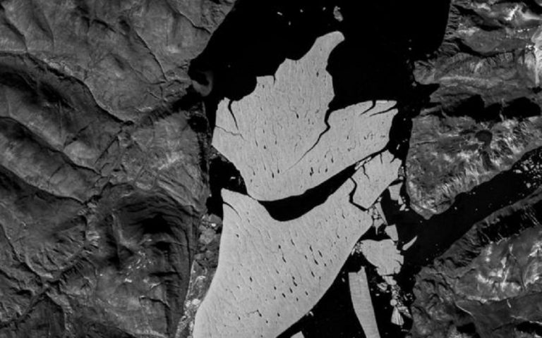 Γροιλανδία: Αποκόπηκε πάγος στο μέγεθος της Ιθάκης