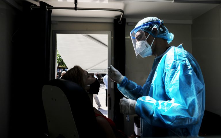 Κορωνοϊός: 354 νέα κρούσματα, 78 ασθενείς σε ΜΕΘ