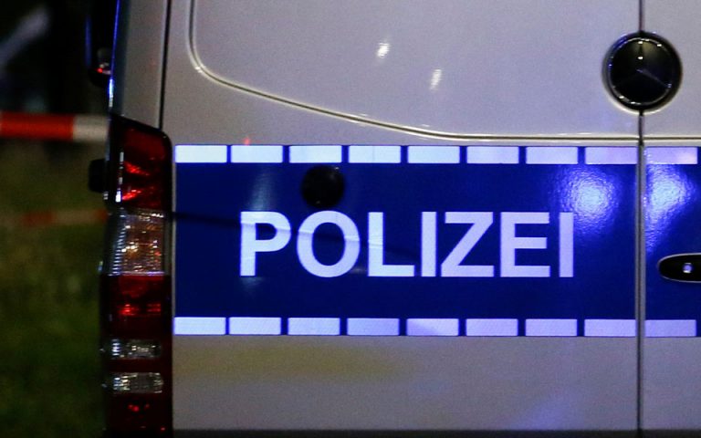 Γερμανία: Aκροδεξιοί αστυνομικοί αντιμετωπίζουν μείωση του μισθού τους έως 50%
