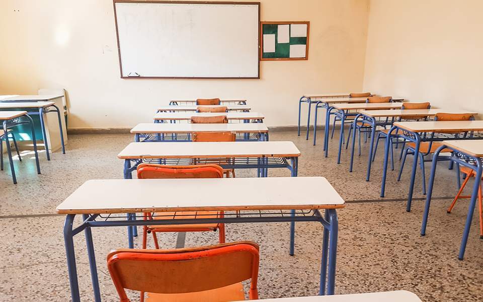 Κρούσμα κορωνοϊού σε σχολείο της Γλυφάδας | Η ΚΑΘΗΜΕΡΙΝΗ
