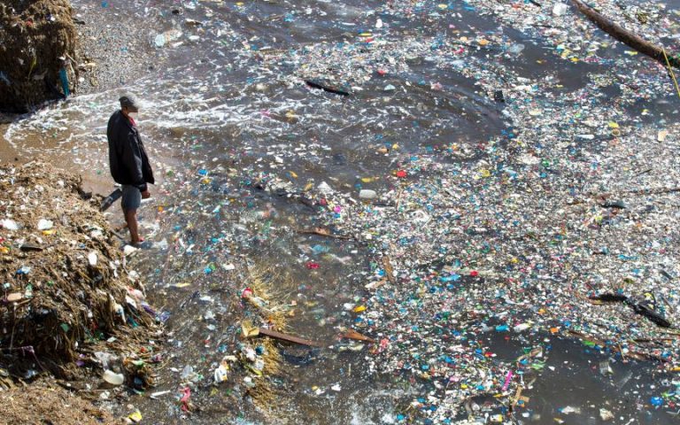 Αίγυπτος, Ιταλία και Τουρκία οι μεγαλύτεροι ρυπαντές της Μεσογείου με πλαστικά
