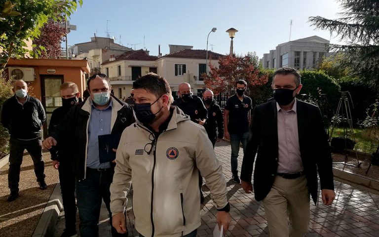 Έκτακτη σύσκεψη στις Σέρρες μετά τα 54 νέα κρούσματα