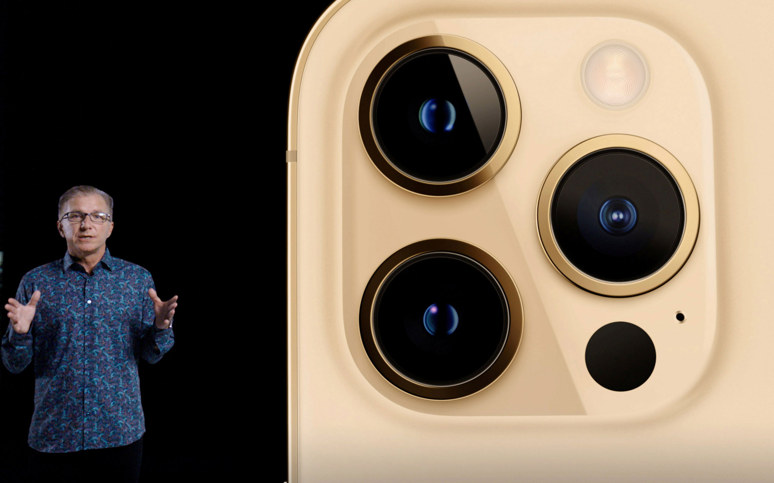 Iphone 12 россии. Apple iphone 14 Pro камера. Эппл 2020. Презентация 12 айфона. Презентация Apple.