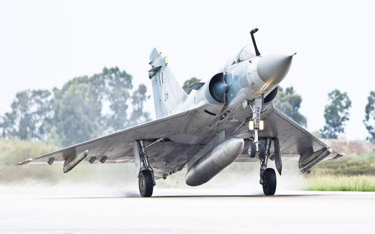 ΥΕΘΑ: Διευκρινίσεις για τα οπλικά συστήματα των «Mirage» και τον εκσυγχρονισμό των F-16