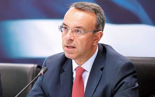 Οσοι υποβάλλουν αίτηση θα πληροφορούνται αμέσως το ποσό που θα λάβουν από την ερχόμενη εβδομάδα, εφόσον πληρούν τα κριτήρια ένταξης, ανέφερε ο υπουργός Οικονομικών Χρήστος Σταϊκούρας.
