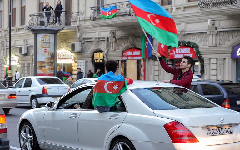 Η Άγκυρα χαιρετίζει τα κέρδη των Αζέρων – Ρώσοι στρατιώτες στην περιοχή