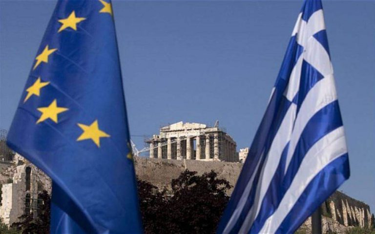 Η Ελλάδα πέτυχε να προστατεύσει την εργασία από την κρίση